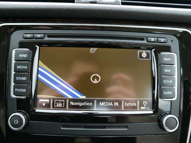 2015 Volkswagen Passat TDI SEL Premium 4dr Sedan 6A